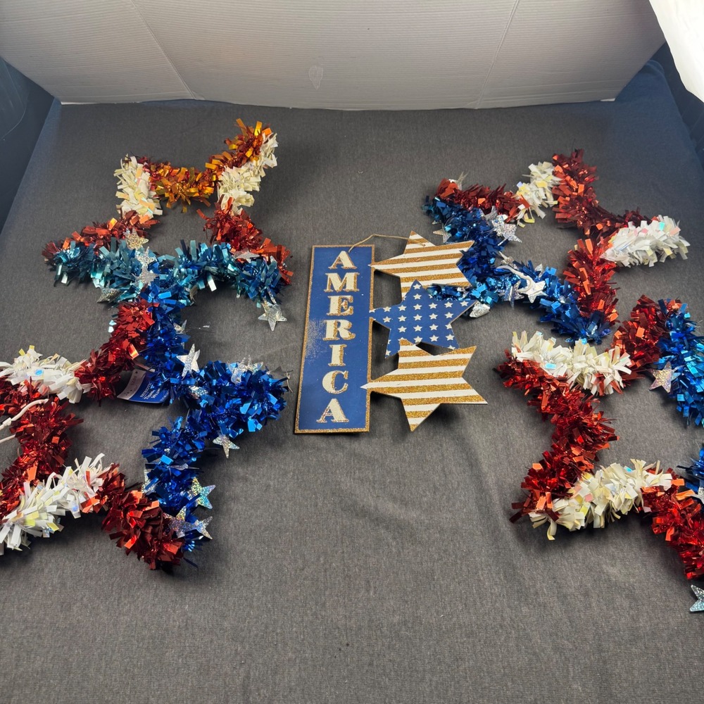 Way To Celebrate Patriotic Tinsel Star Wreath 4pk & America Wooden‎ Sign Bundle